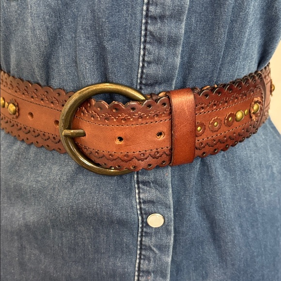 Danier Brown Leather Belt Gold Studs Brass Circle Buckle Size Medium - Picture 3 of 14